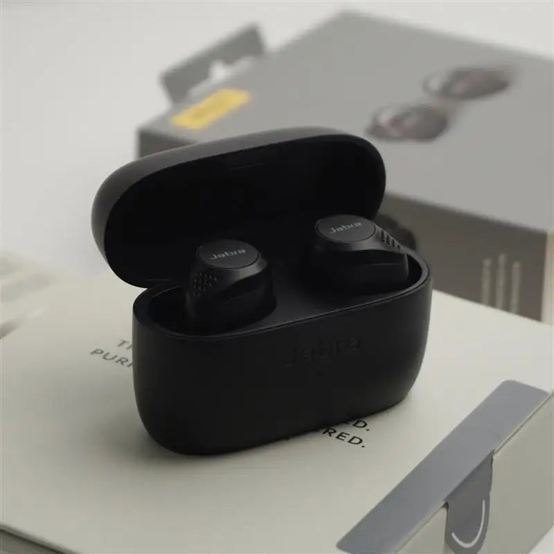 Jabra Elite 85t Wireless Noise-Cancelling Sports Headphones with Silicone Case